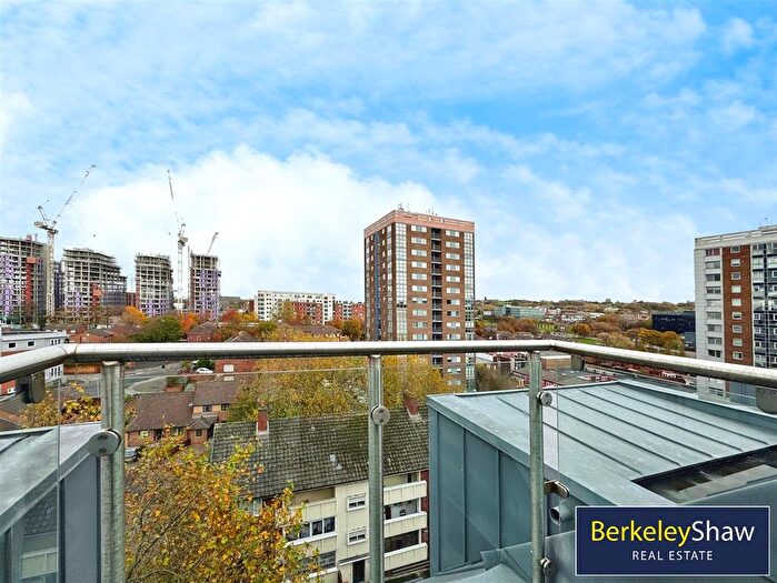2 Bedroom Flat For Sale In Standish Street, Liverpool, L3