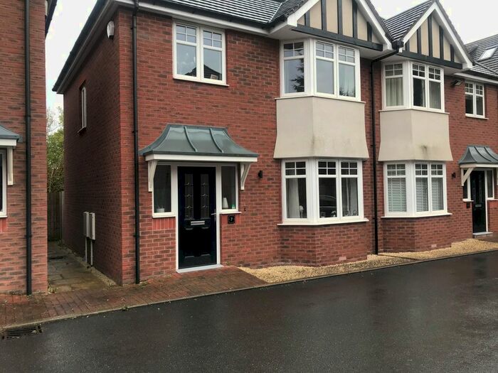 3 Bedroom Property To Rent In Deer Park Road, Birmingham, B16