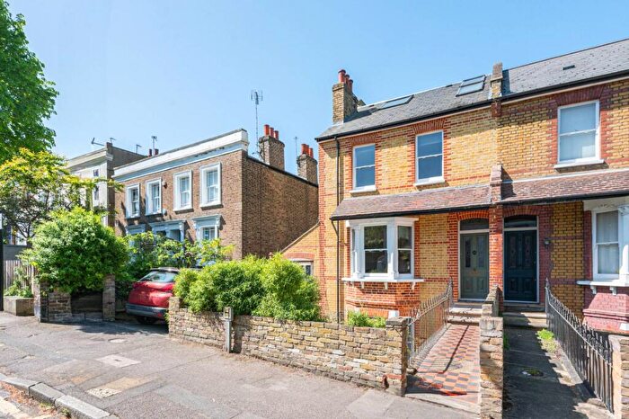 5 Bedroom End Of Terrace House To Rent In Lansdowne Road, Charlton, London, SE7