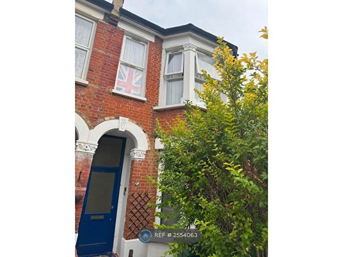 4 Bedroom Flat To Rent In Burrard Road, London, NW6