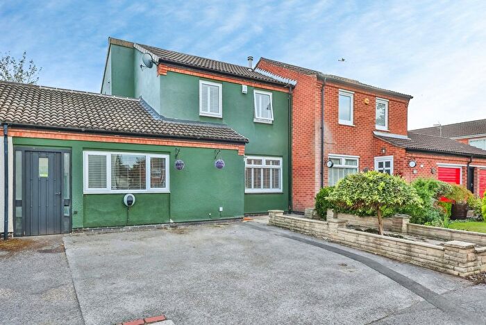 2 Bedroom Semi-Detached House For Sale In Garrett Grove, Nottingham, Nottinghamshire, NG11