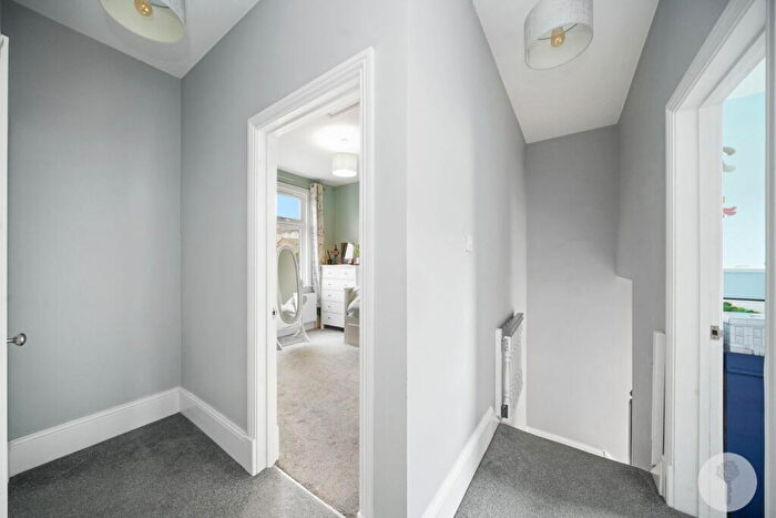 3 Bedroom End Of Terrace House For Sale In Eve Road, Stratford, E15