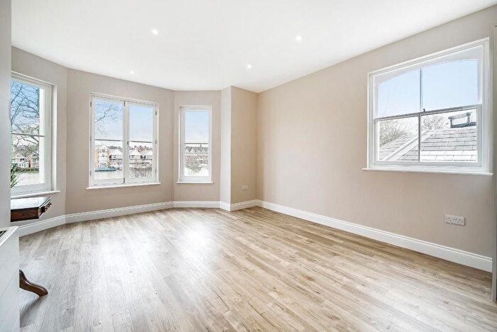 2 Bedroom Flat To Rent In Victory, Thamesfield Village, Wargravenue Road, Henley-On-Thames, Oxfordshire, RG9