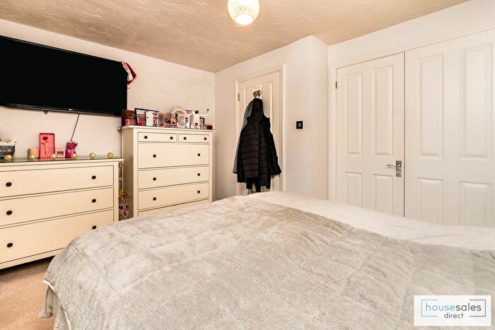 3 Bedroom End Of Terrace House For Sale In New Walk Hanham, Bristol, BS15