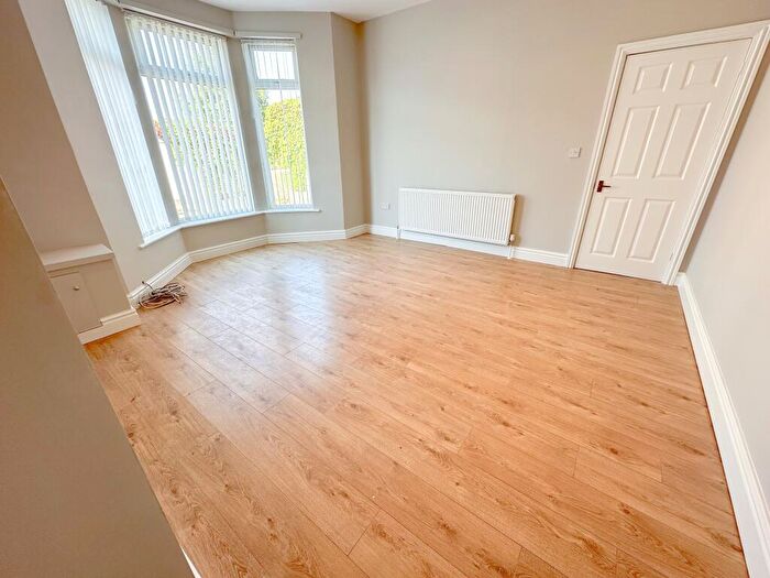 3 Bedroom Semi Detached House To Rent In Cunard Road, L21