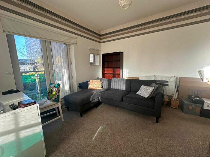 2 Bedroom Apartment To Rent In Copper Dome Mews, The Da Vinci, NP19