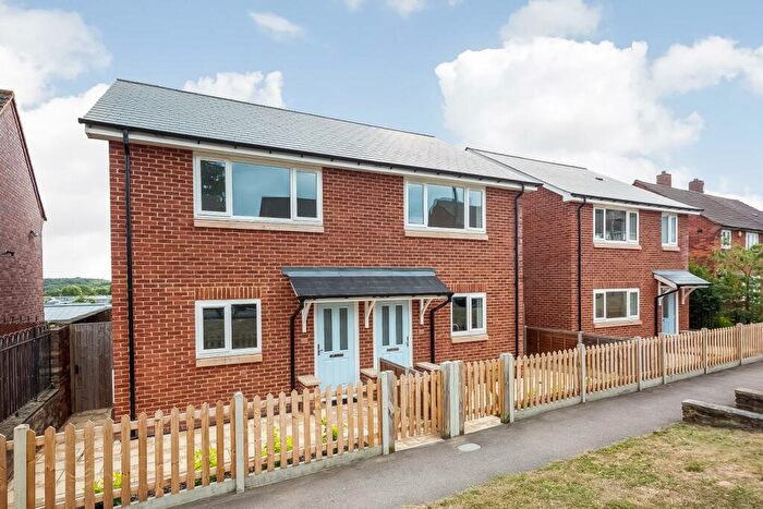 2 Bedroom Semi-Detached House To Rent In Whippendell Way, Orpington, BR5