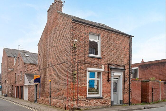 2 Bedroom Detached House For Sale In Union Terrace, York, YO31