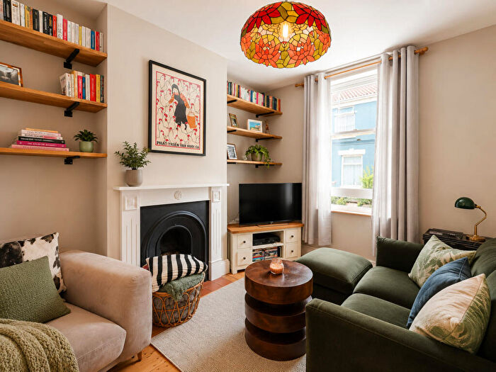 2 Bedroom House To Rent In Morley Road, BS3
