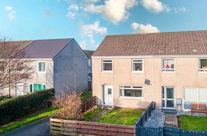 3 Bedroom End Of Terrace House For Sale In Hawthorn Drive, Girvan, KA26