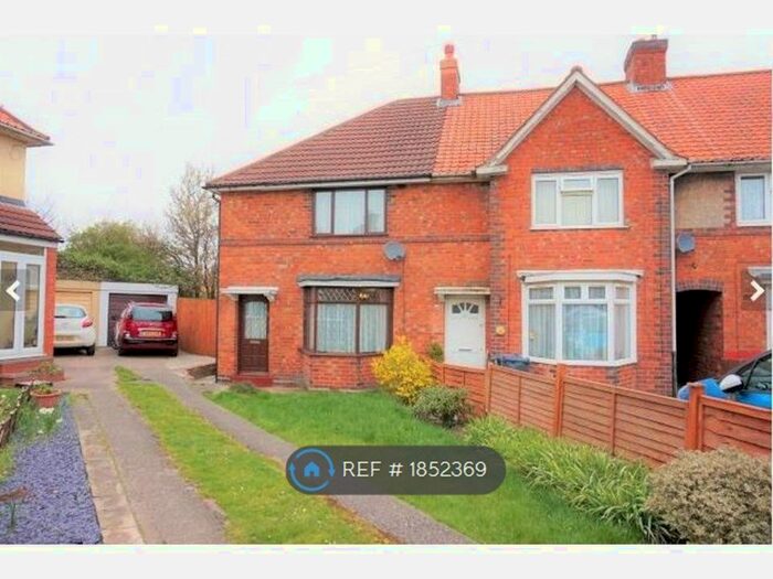 3 Bedroom End Of Terrace House To Rent In Chisholm Grove, Acocks Green, B27