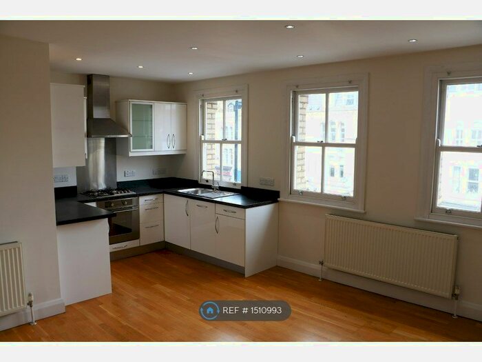 2 Bedroom Flat To Rent In Upper Richmond Road, London, SW15