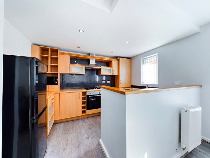 2 Bedroom Flat To Rent In Ellerman Road, Riverside, Liverpool, L3