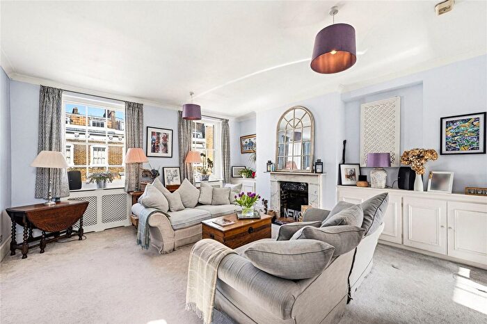 3 Bedroom Flat For Sale In Cambridge Street, London, SW1V