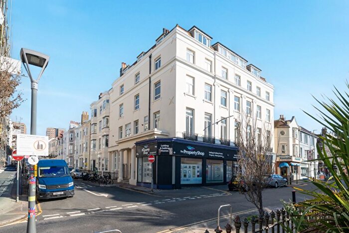 3 Bedroom Flat For Sale In New Steine Mansions, Devonshire Place, Brighton, BN2