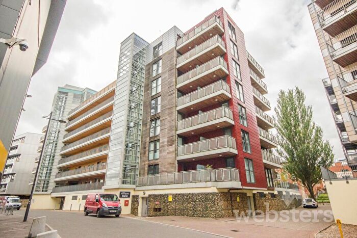 1 Bedroom Flat For Sale In Geoffrey Watling Way, Norwich, NR1