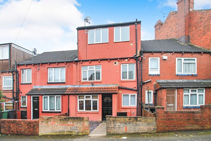3 Bedroom Terraced House To Rent In Arley Street, Armley, Leeds, LS12