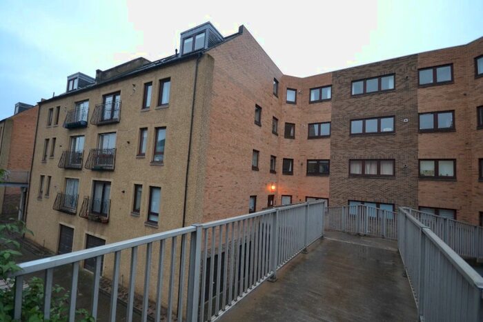 1 Bedroom Flat To Rent In East Parkside, Newington, Edinburgh, EH16