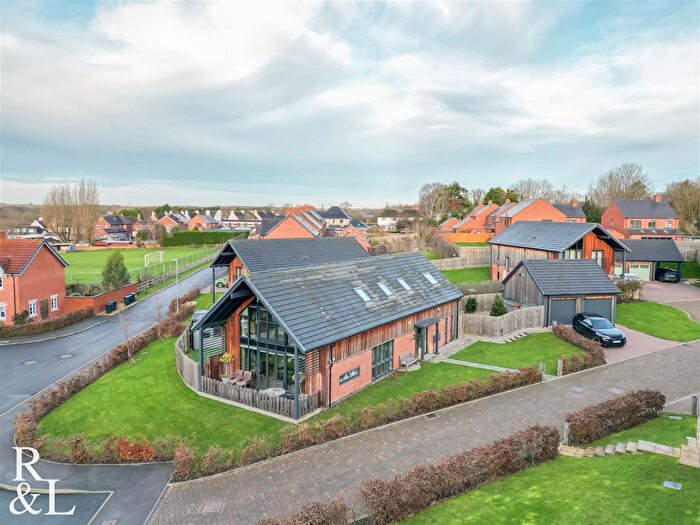 5 Bedroom Detached House For Sale In Stone Row Place, Moira, Swadlincote, DE12