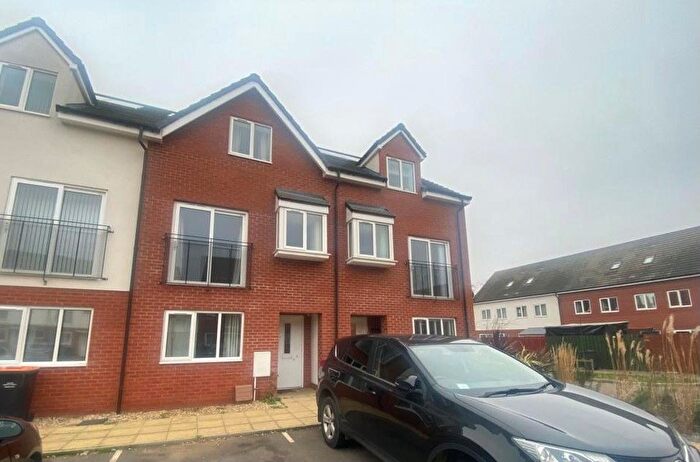 4 Bedroom Property To Rent In Pattern Close, Bedford, MK42