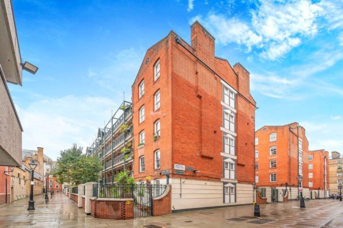1 Bedroom Flat To Rent In Fletcher Buildings, Martlett Court, WC2B