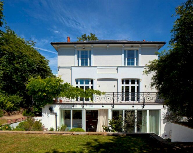 5 Bedroom Detached House To Rent In Greville Road, London, NW6