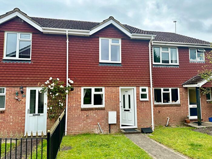 2 Bedroom Terraced House To Rent In Periwinkle Close, Lindford, GU35