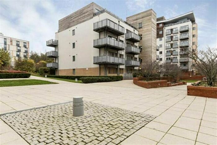 1 Bedroom Apartment To Rent In Park Royal, Agate Close, Ealing, London, NW10