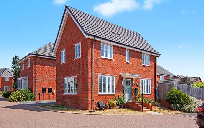 3 Bedroom Detached House For Sale In Nursery Walk, Allesley, CV5