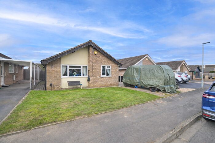 3 Bedroom Detached Bungalow For Sale In Fern Lawn, Abbeydale, Gloucester, GL4