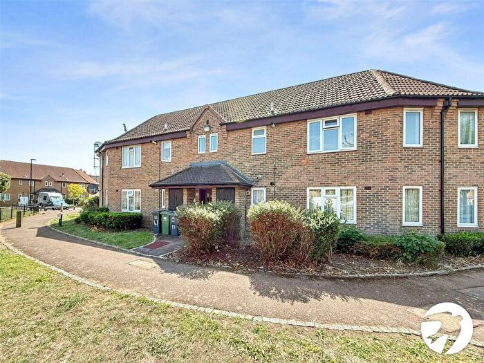 1 Bedroom Flat To Rent In Primrose Close, London, SE6