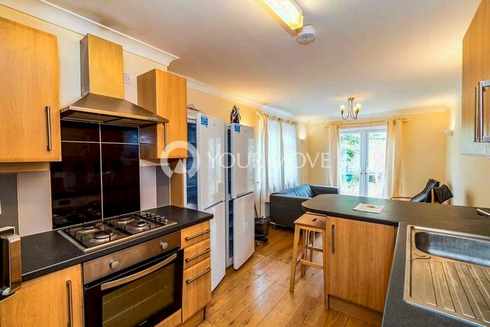 5 Bedroom House To Rent In Harrow Road, Southsea, Hampshire, PO5