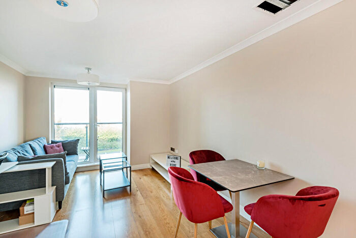 1 Bedroom Apartment To Rent In Erebus Drive, Royal Artillery Quays, SE28