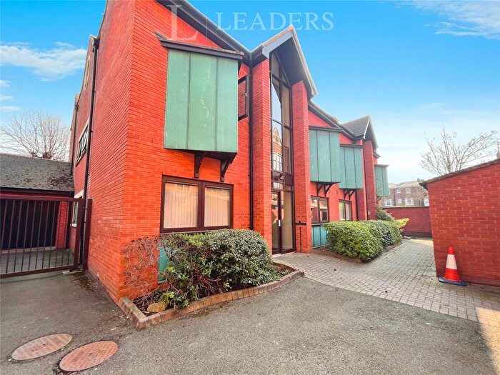 1 Bedroom Flat For Sale In Taylors Lane, Worcester, Worcestershire, WR1