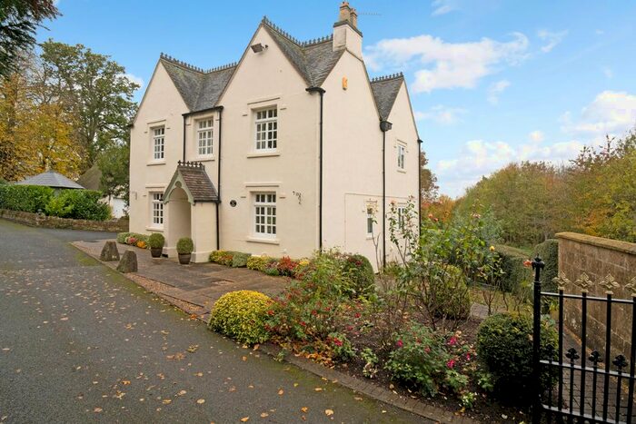 3 Bedroom Detached House For Sale In Abbey Manor The Squires, Evesham, WR11