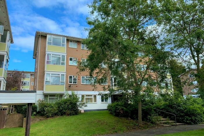 2 Bedroom Flat To Rent In Southfield Park, Oxford OX4