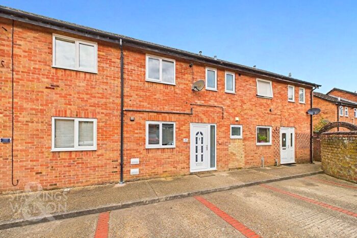 3 Bedroom Terraced House For Sale In Swafield Street, Norwich, NR5