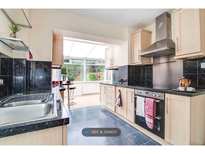 4 Bedroom Detached House To Rent In Grove Lane, Harborne, Birmingham, B17