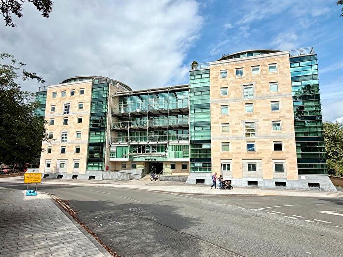 2 Bedroom Flat For Sale In Westgate Apartments, Leeman Road, YO26