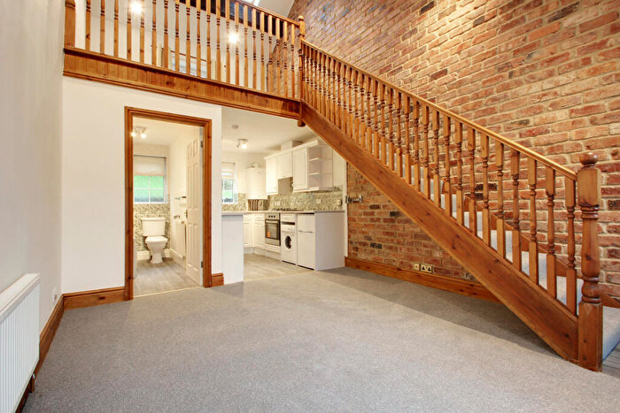 1 Bedroom Mews To Rent In Badger Hill, Knaresborough, HG5