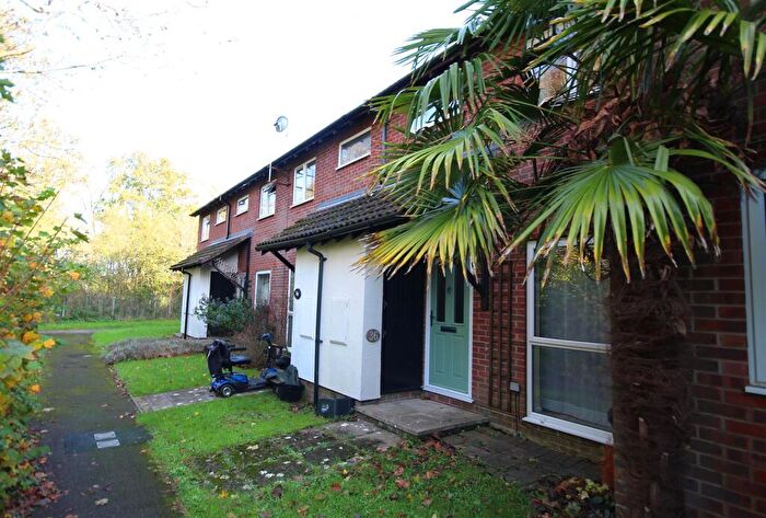 2 Bedroom Terraced House To Rent In Harvester Way, Lymington, SO41