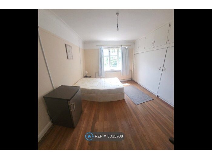 1 Bedroom Flat To Rent In Wyvern Road, Purley, CR8
