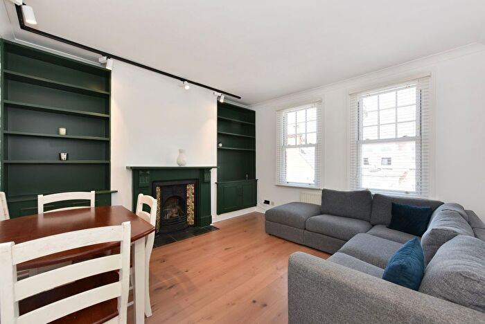 2 Bedroom Flat To Rent In Trent Road, SW2