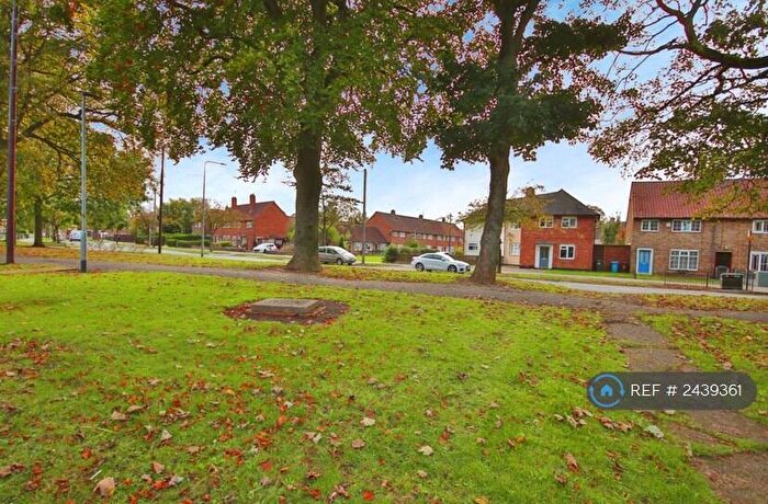 2 Bedroom Semi-Detached House To Rent In Shannon Road, Hull, HU8