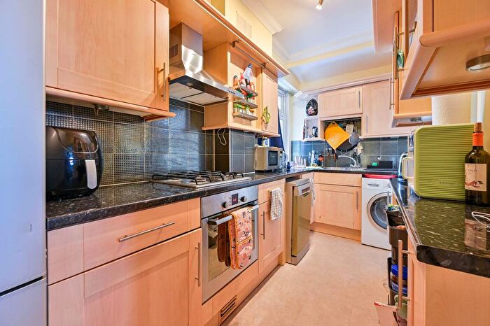 1 Bedroom Flat To Rent In Druid Street, London Bridge, London, SE1