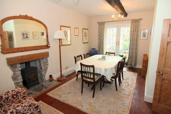 3 Bedroom Terraced House For Sale In High Street, Llangadog, Carmarthenshire., SA19