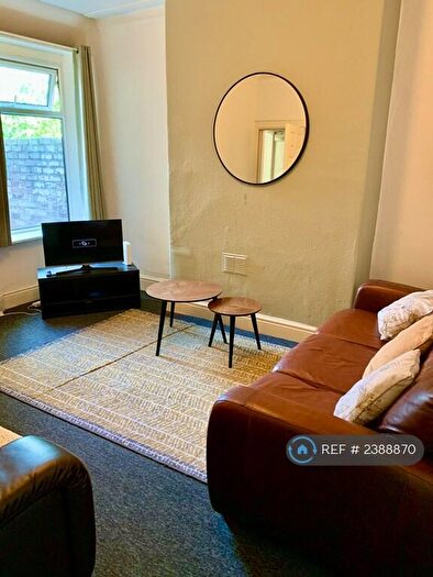 4 Bedroom Terraced House To Rent In Richmond Road, Manchester, M14