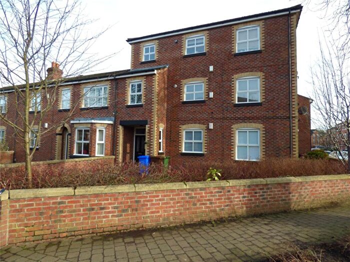 2 Bedroom Apartment To Rent In Elm Grove, Didsbury, Greater Manchester, M20
