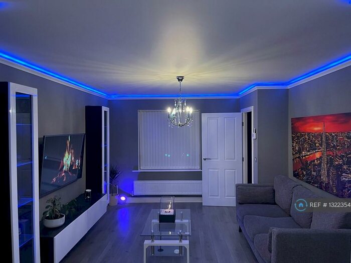 2 Bedroom Semi-Detached House To Rent In Danson Street, Manchester, M40