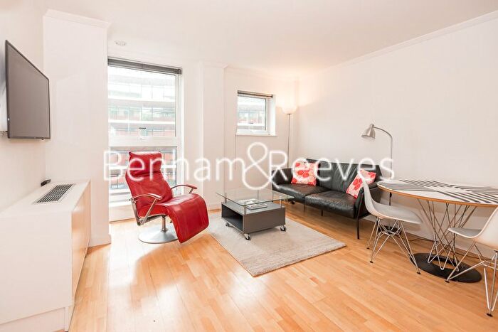 1 Bedroom Flat To Rent In High Holborn, City, WC1V